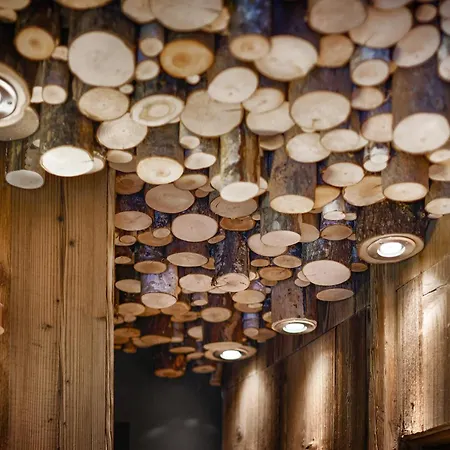 Les Cerises Jacuzzi, Sauna, Hammam, Cinema * 코르동