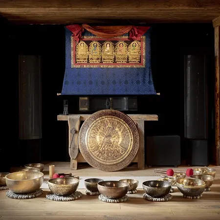 Les Cerises Jacuzzi, Sauna, Hammam, Cinema 샬레 코르동